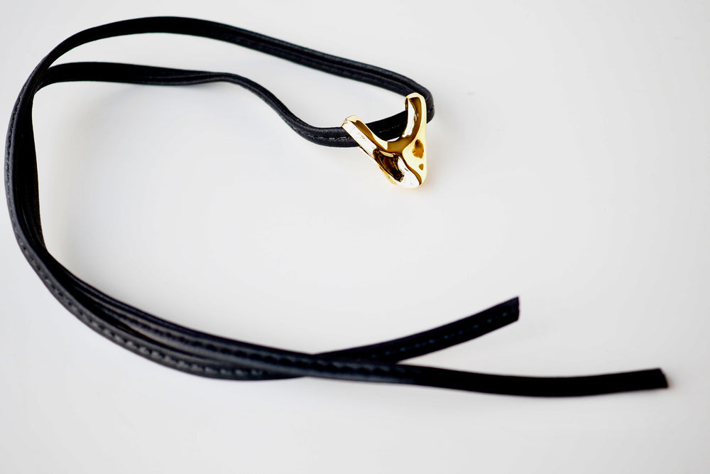 IMAGINE Arrow Pendant on Leather Cord Gold